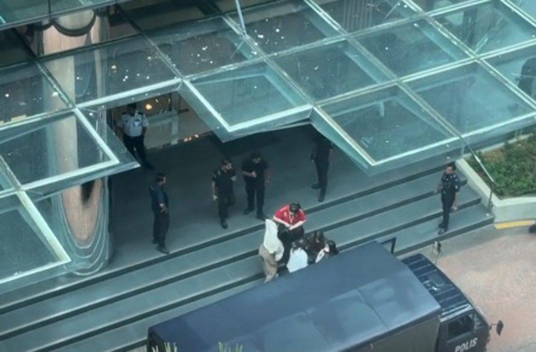 马来西亚涉网络诈骗中心被警方突击抓捕404人