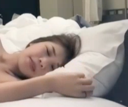 肤白貌美大长腿