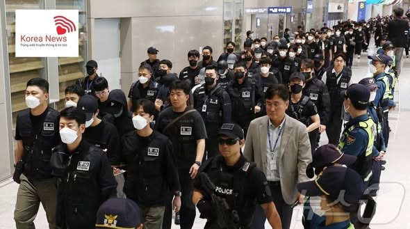 韩国政府遭舆论痛批——所谓“柬埔寨公民撤侨包机”，竟载回一半以上诈骗犯